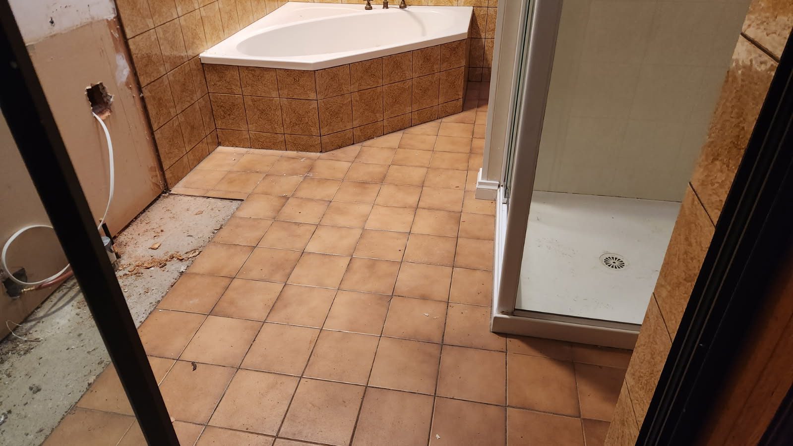 BEFORE: X-Bond Microcement Resurfacing